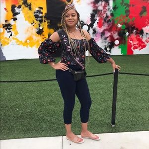 Sexy Off shoulder flower pattern top